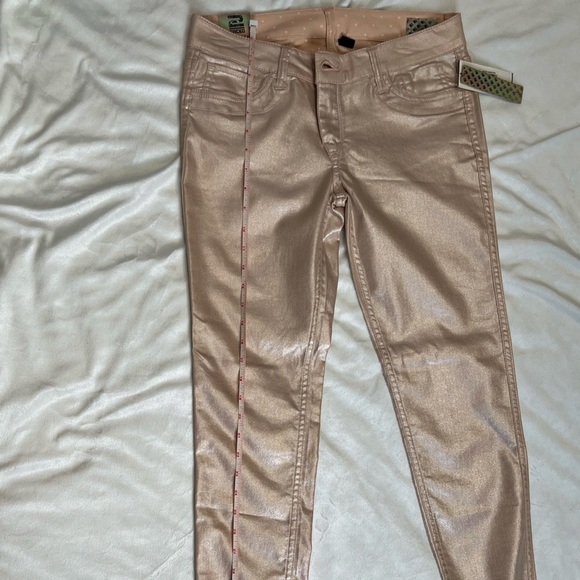 2 Faced Reversible Skinny Jeans Junior Pink Shimmer size 5 NWT - Picture 6 of 16